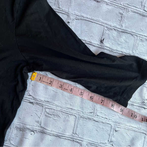 HUE Sleep Well Temp Tech T-shirt Large Womens Black V-neck - Picture 5 of 7